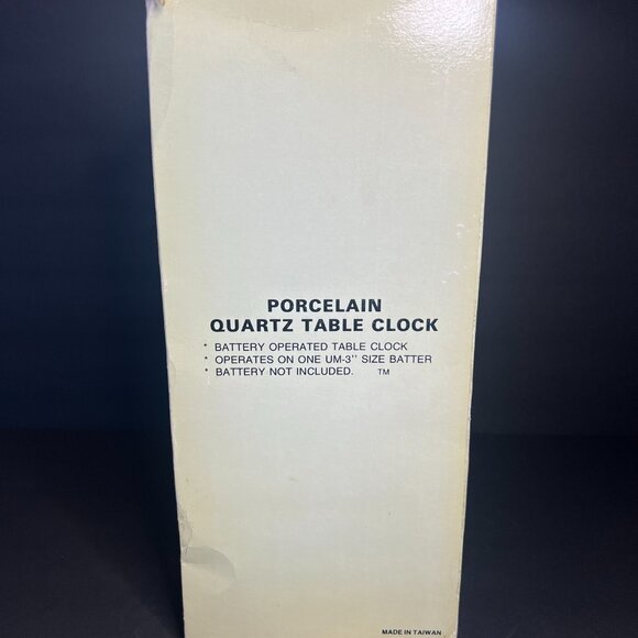 Vintage RARE Hand Painted Porcelain Blue & White Gold Unicorn Quartz Table Clock - Picture 10 of 12